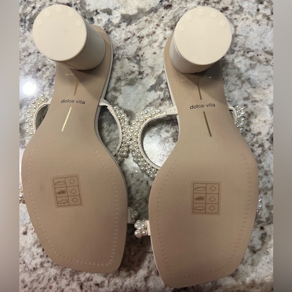 NEW never worn Dolce Vita Noel Heels. Size 8.5 - Picture 5 of 8